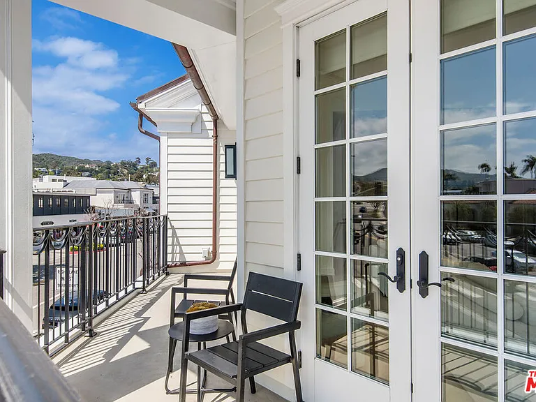 15225 Palisades Village Ln #205 — Photo 9