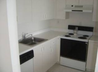 21455 E Dixie Hwy, Aventura, FL 33180