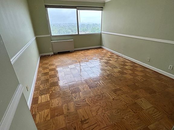 3rd image of 4515 Willard Ave APT 2106S