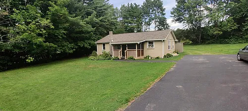 127 Liberty Hwy Photo 1