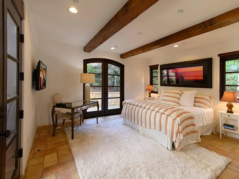 208 S Rios Ave — Photo 13