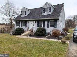 419 Red Hill Rd, Pequea, PA 17565