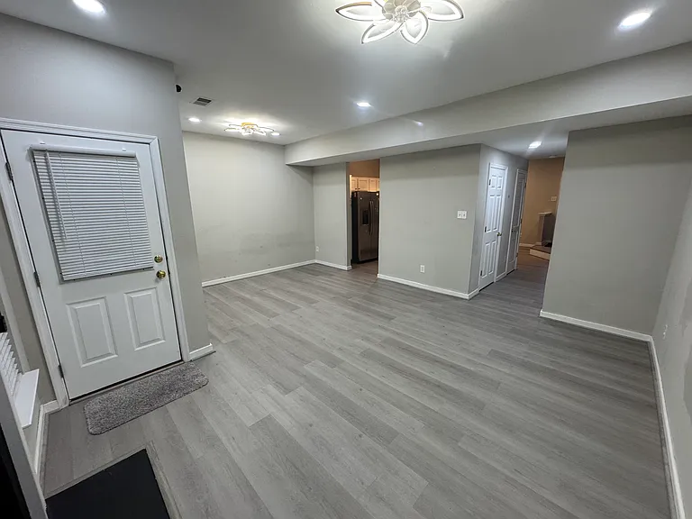 5506 Springwater Ln — Photo 9