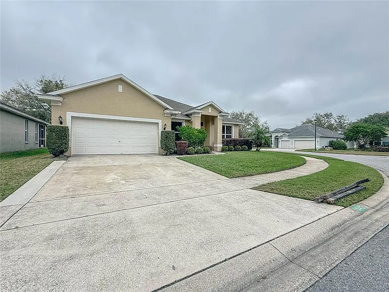 1042 Drift Creek Cv — Photo 19