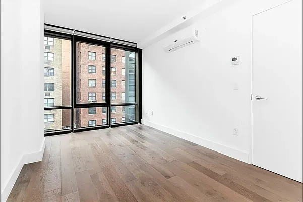 Rented by REAL New York | media 3