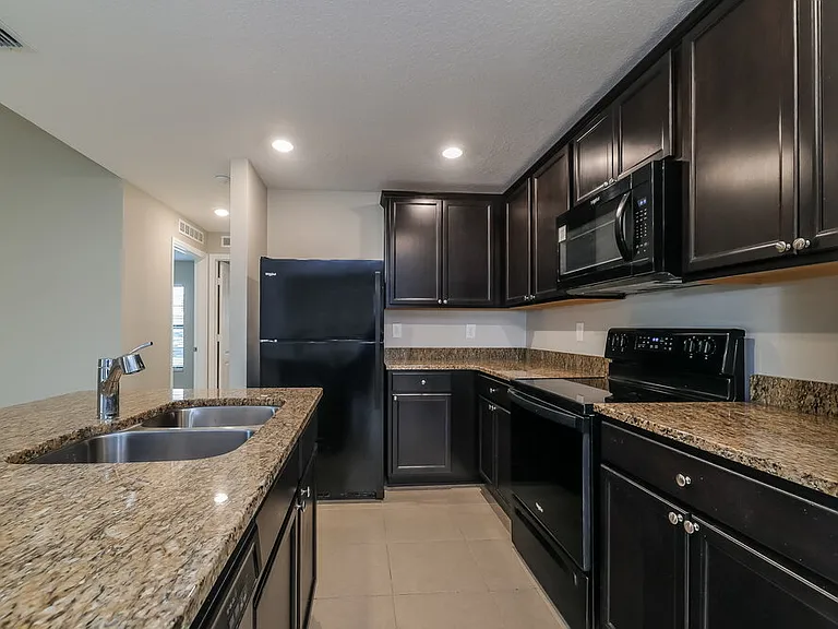246 Hyacinth Ct — Photo 7