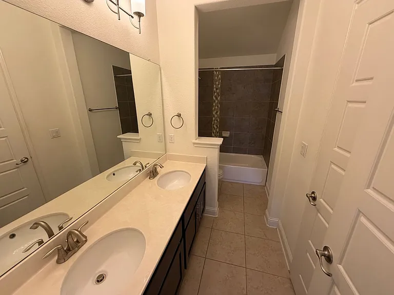 11412 Maggiore Dr — Photo 15