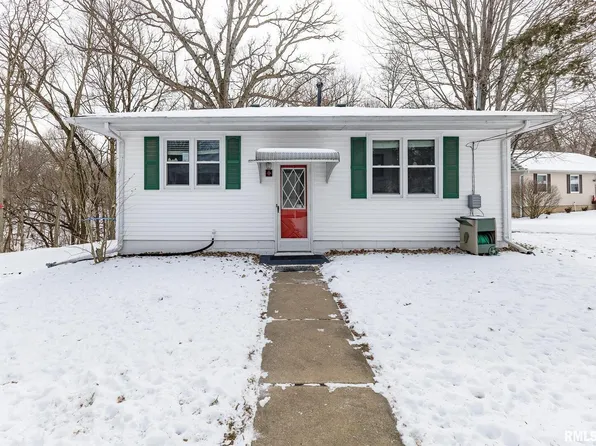 1000 54th St #B, Moline, IL 61265