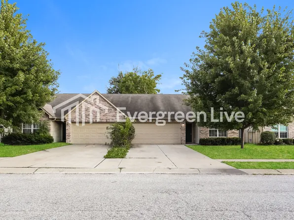 1921 Lisa Walk Dr, Indianapolis, IN 46227