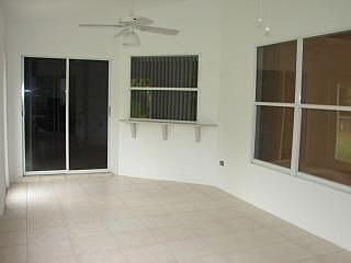5th image of 1425 SW 49th Ter