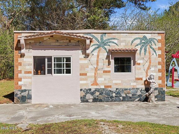 4th image of 2006 Oakley Road