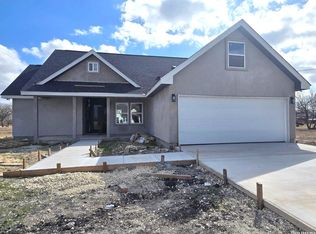 123 Ranchero, Natalia, TX 78059