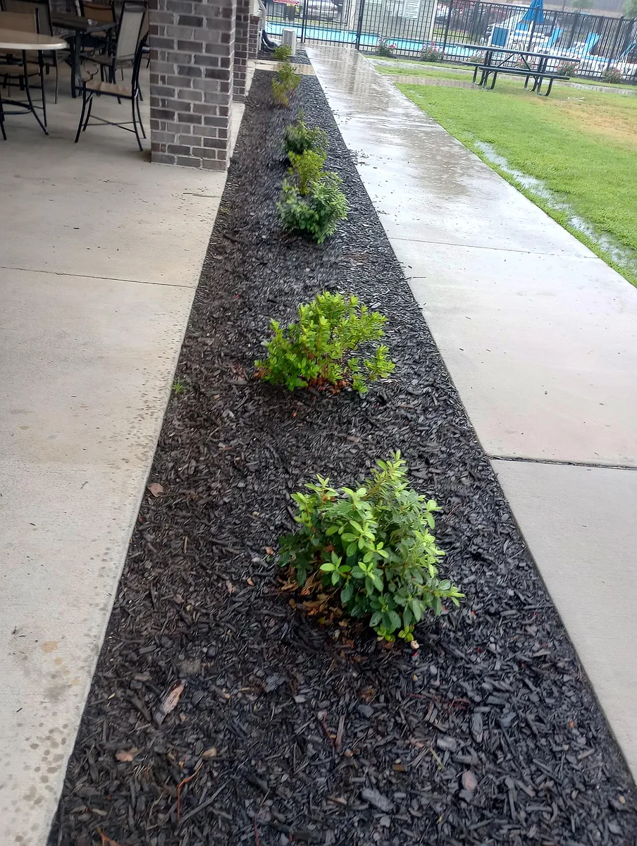 Clubhouse Patio - Peach Orchard Apts