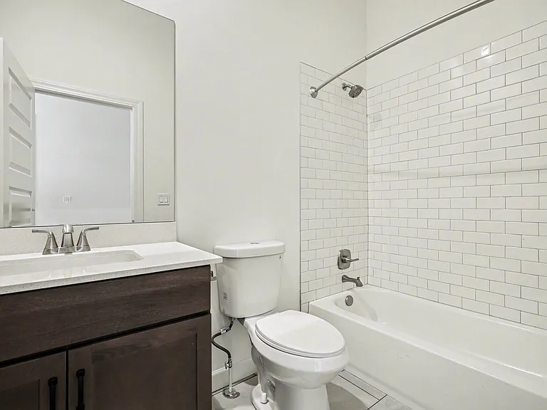 16169 Fontana St — Photo 11