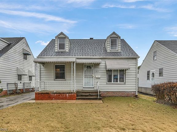 2nd image of 15313 Fernway Dr