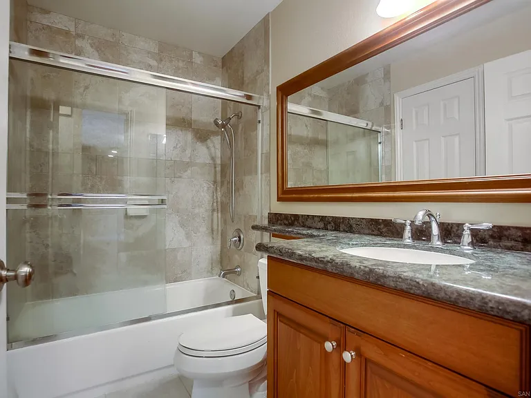 3513 Caminito Sierra #302 — Photo 21