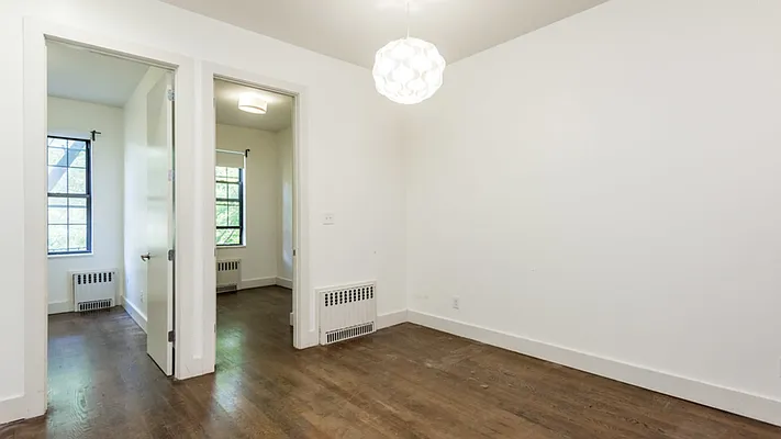 Rented by Nooklyn NYC LLC | media 22