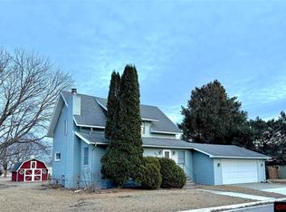 107 Oak St S, Vernon Center, MN 56090