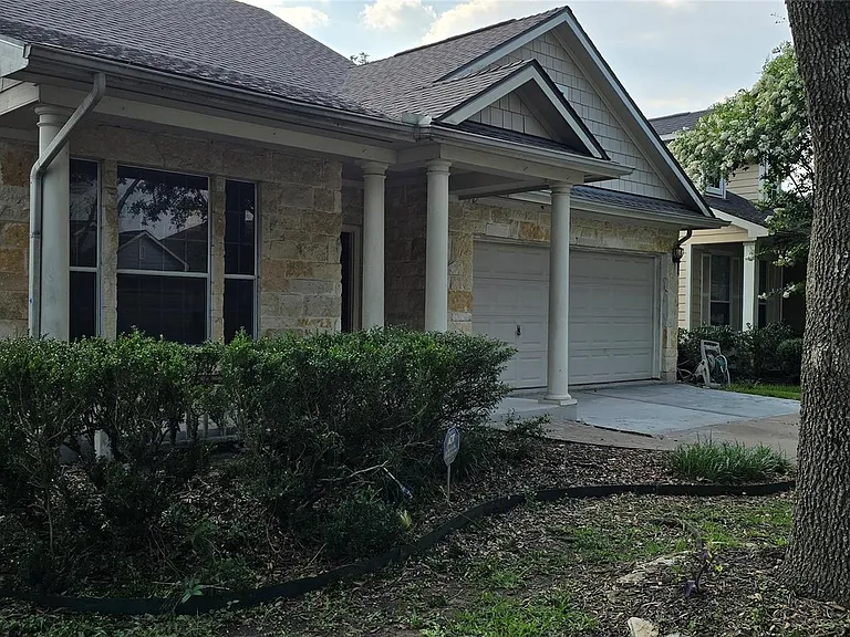 1018 Winter Green Ct — Photo 3