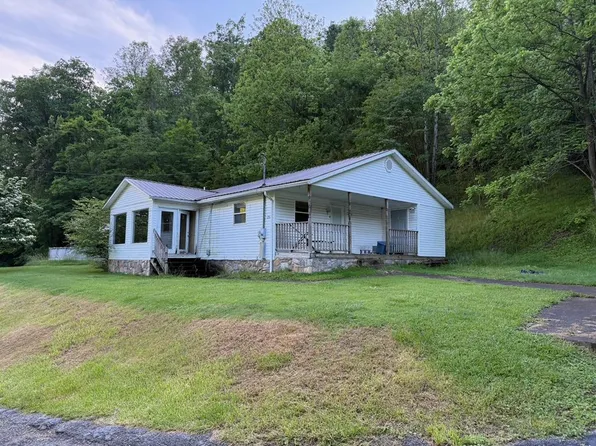 1267 Vinson St, Williamson, WV 25661
