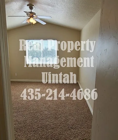 449 E Red Fox Ln — Photo 15