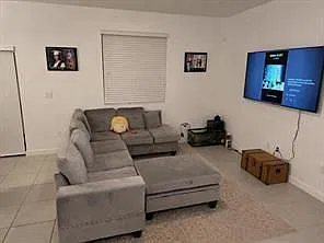 4 bed, 2.5 bath, 1888 sqft, $3,800 — Photo 3