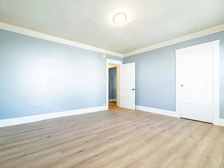 223 S Reno St — Photo 14