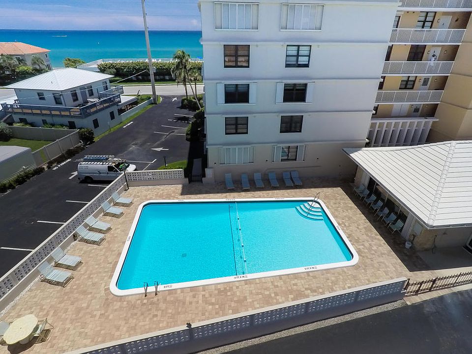 1st image of 911 Ocean Dr APT 106