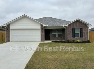 105 Redbud Ct, Jacksonville, AR 72076