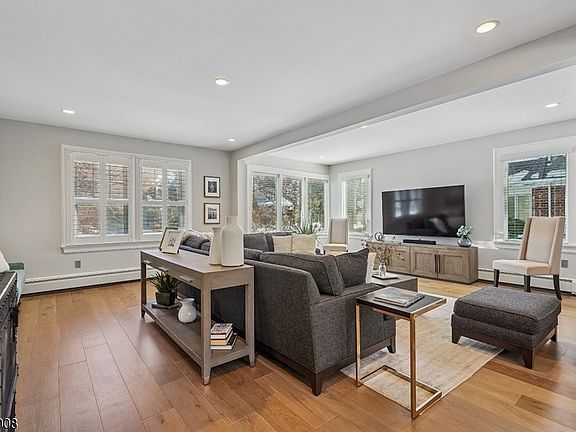 5th image of 69 ELM ST