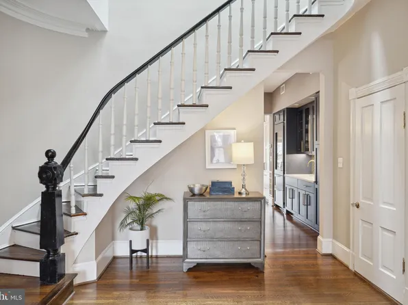 716 N Carolina Ave SE, Washington, DC 20003