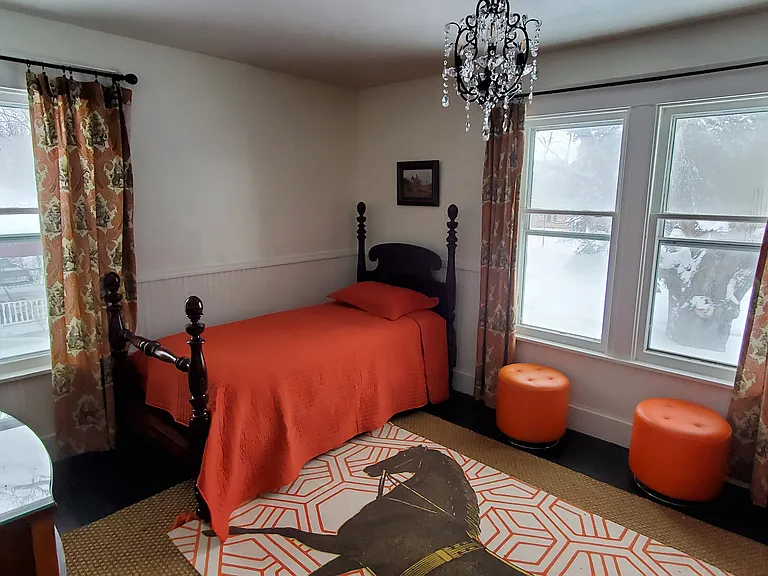 1010 Hill Ave — Photo 13