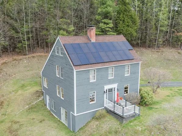 10 Hidden Pond Ln, Northfield, MA 01360