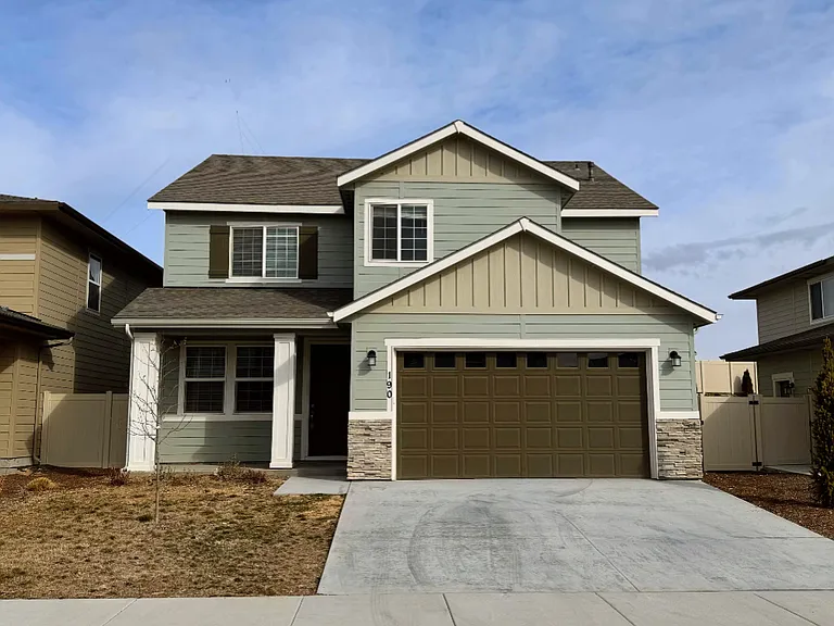 190 E Caldera St — Photo 1