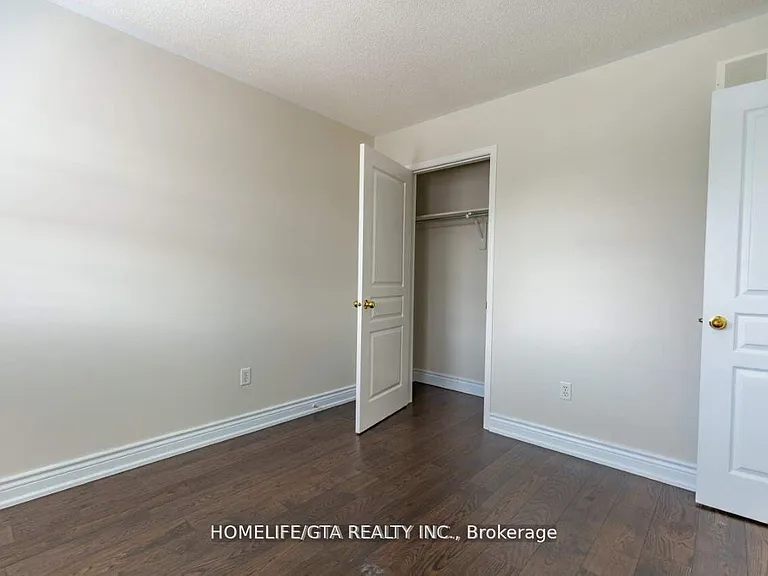 154 Goldenwood Cres — Photo 23