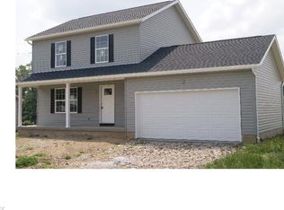 210 25th St NW, Barberton, OH 44203