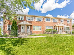 9485 Sumac Rd APT A, Des Plaines, IL 60016