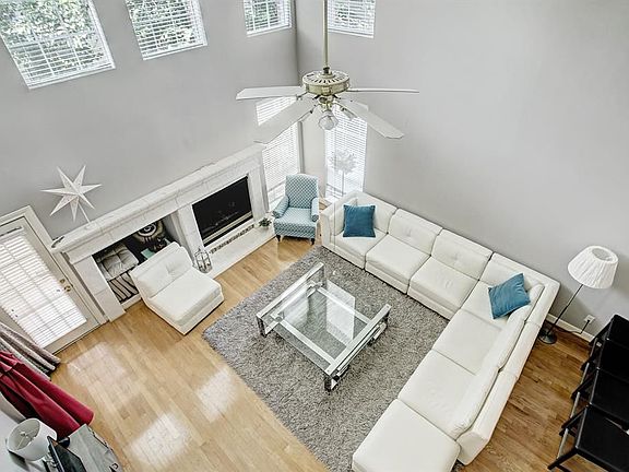 4th image of 1643 Lakeside Enclave Dr