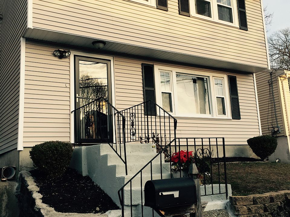2nd image of 62 Indian Rd