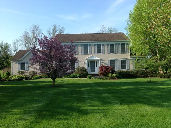 226 Arbor Dr, Stewartsville, NJ 08886