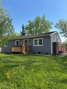 3260 Perrydale St NW, Uniontown, OH, 44685