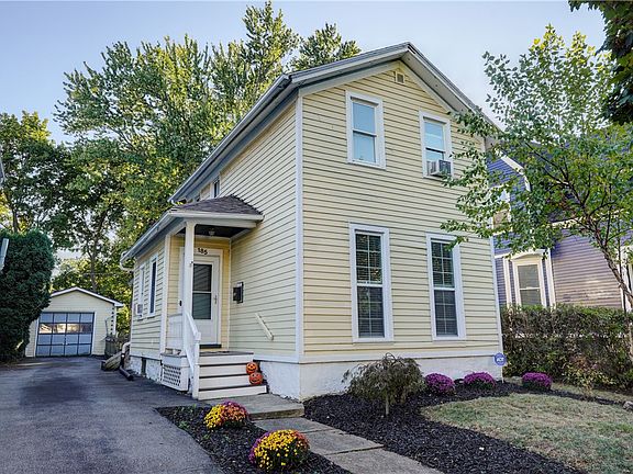 2nd image of 185 Caroline St