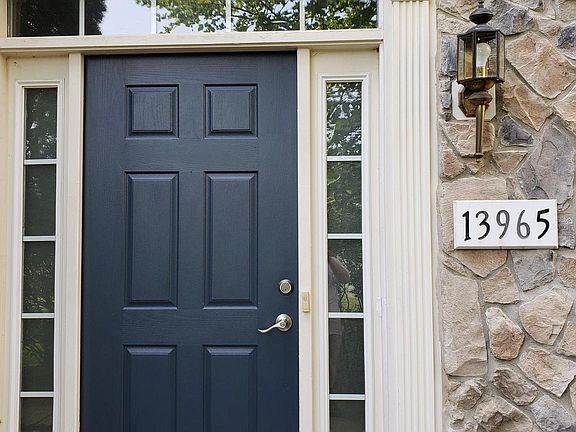 4th image of 13965 Greendale Dr