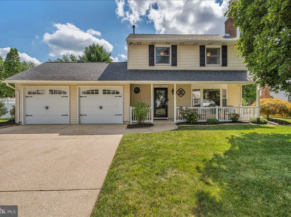 18 Mansfield Dr, Sewell, NJ 08080
