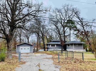 20951 Forest Grove Dr, Chandler, TX 75758