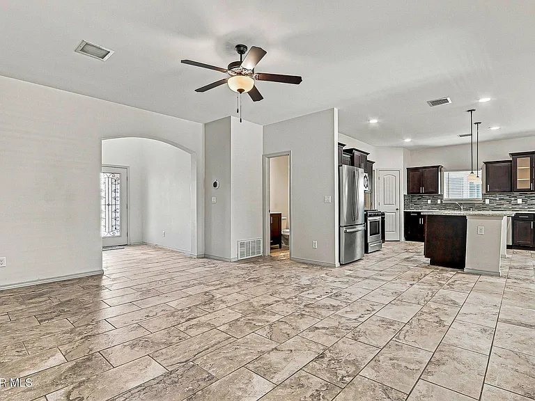 1089 Indigo Sky St — Photo 7