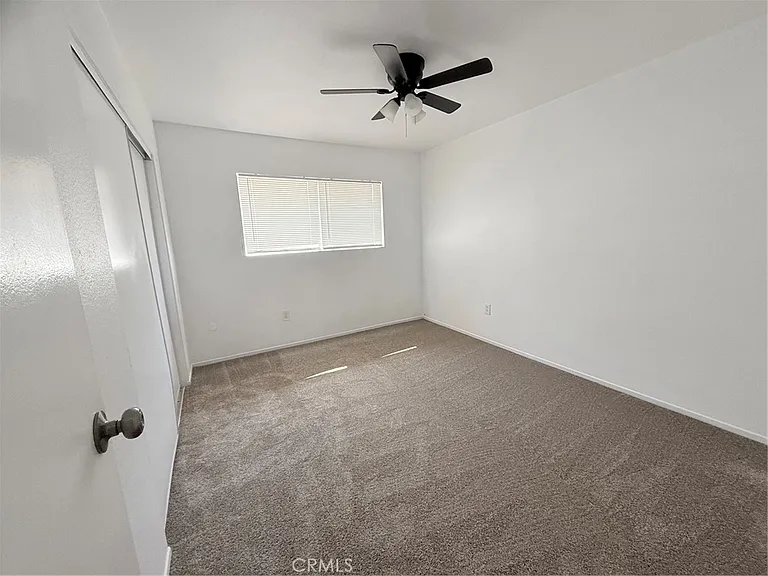 302 E Blueridge Ave — Photo 12