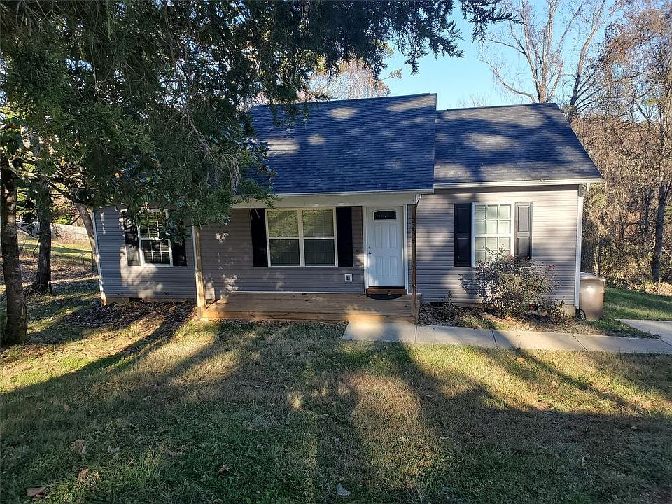 1st image of 2232 Round Tree Dr