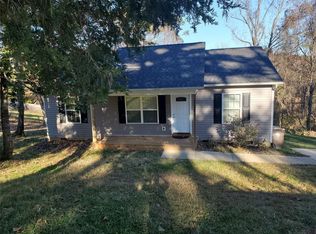 2232 Round Tree Dr, Knoxville, TN 37923