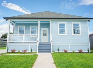 2700 Creely Dr, Chalmette, LA 70043